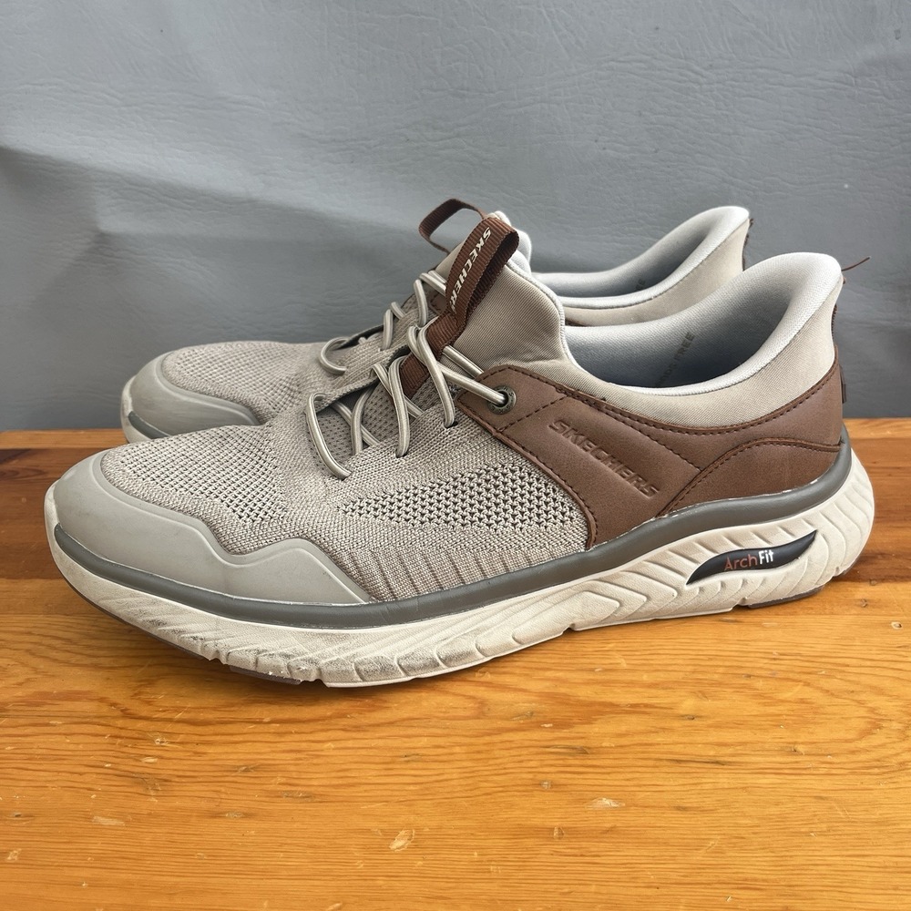 SKECHERS 11 SLIP INS Mens RELAXED FIT ARCH FIT CROSSER EMERIC Brown Sneaker